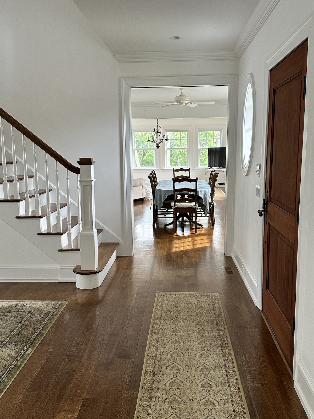 Foyer to Kitchen